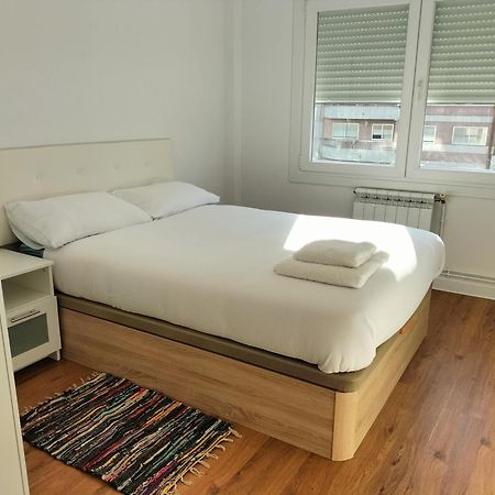 Encantador Piso De 3 Dormitorios En Vigo Esterno foto
