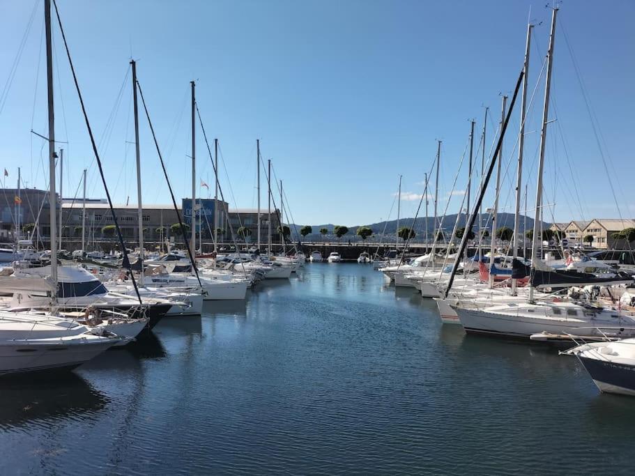 Encantador Piso De 3 Dormitorios En Vigo Esterno foto